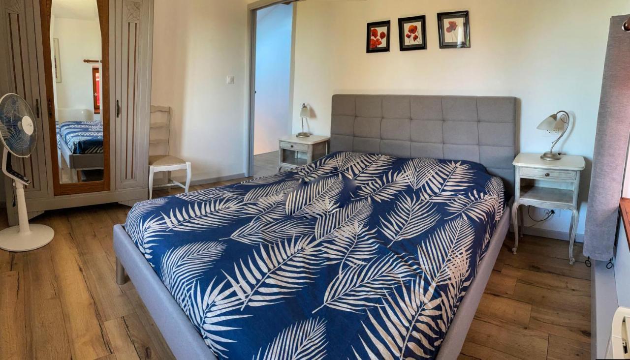 Ferme Robin Bed & Breakfast Marsaz Luaran gambar